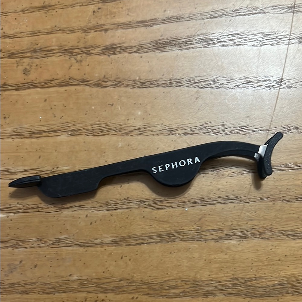 Sephora collection bulls eye Black Lash Applicator